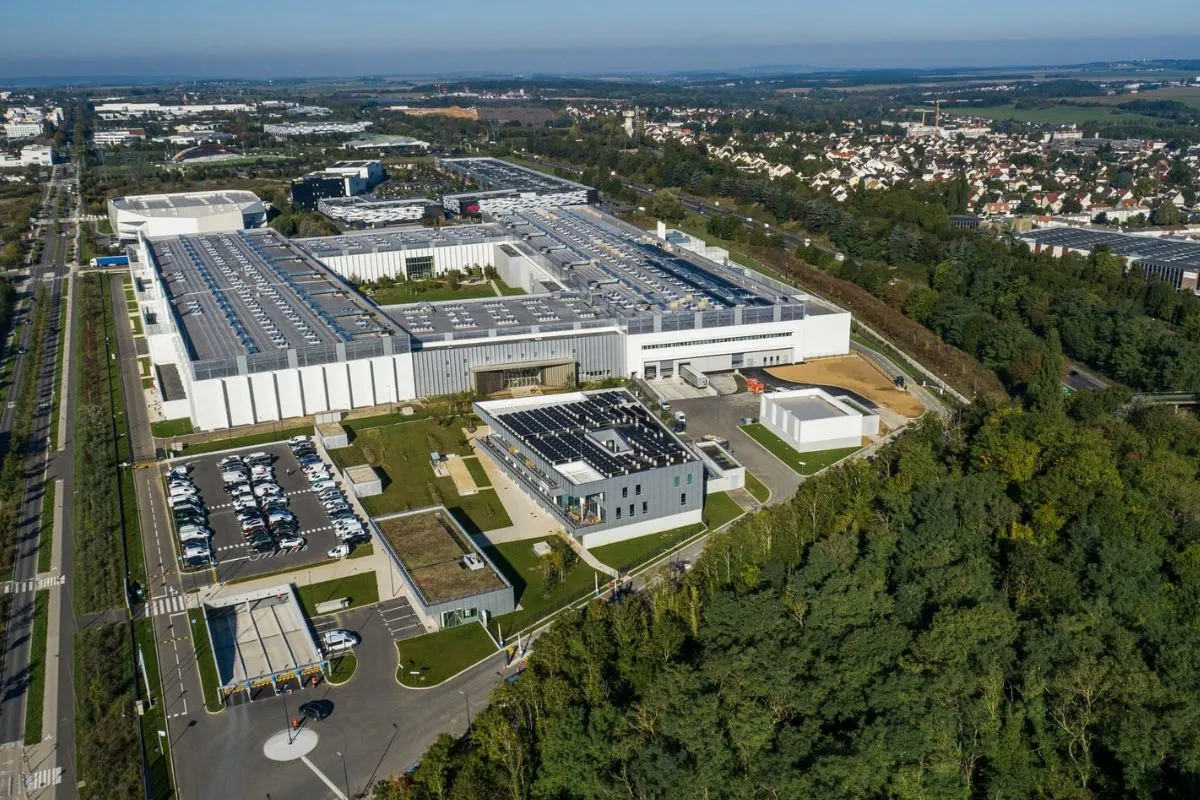 12375 dassault1