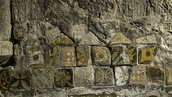 Bordeaux crypte Eglise Saint Seurin symbole credit VatarDeJ