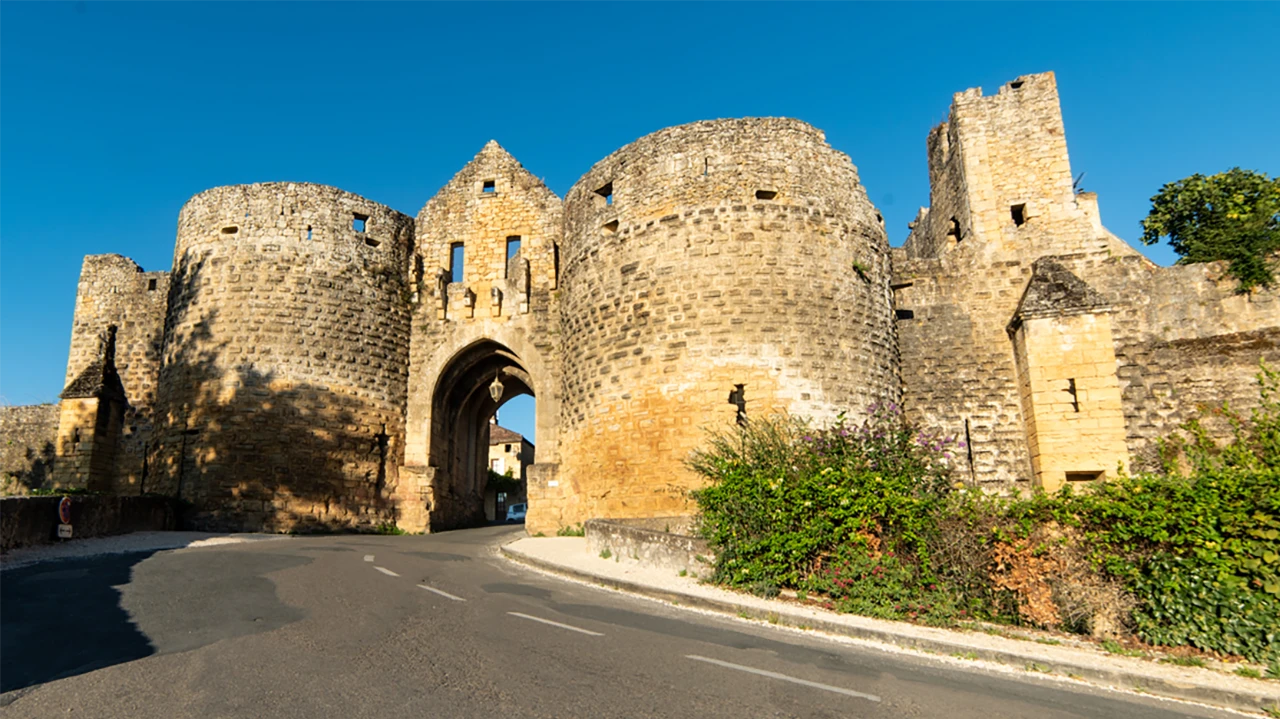8 bastides du Dordogne s’unissent pour célébrer l’histoire vivante du Périgord