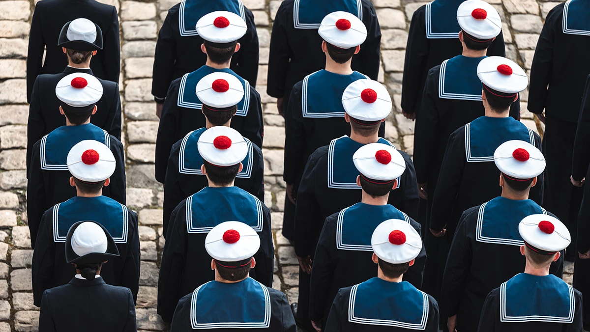 37 965 marins et 154 bâtiments : depuis 400 ans cette institution française veille sur les océans